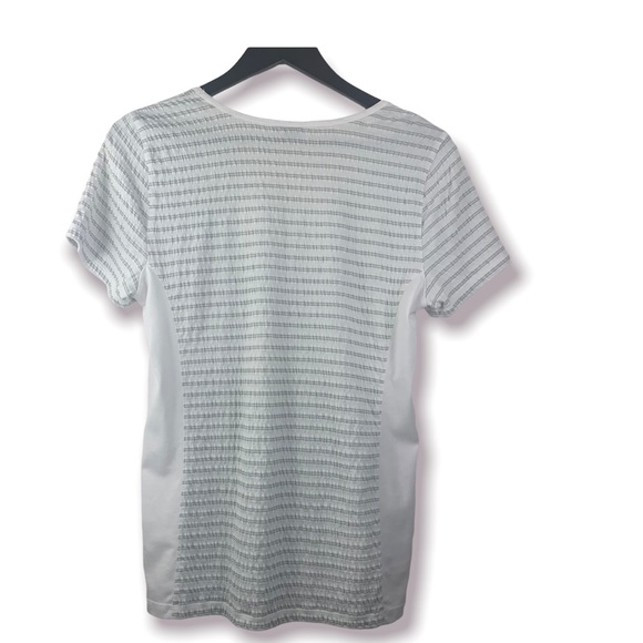 Eddie Bauer Women’s T-Shirt Top - Picture 2 of 11